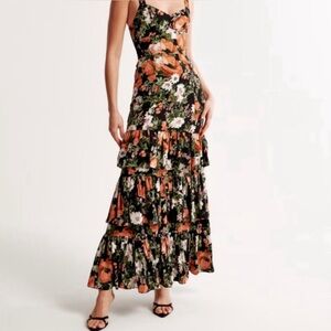 Abercrombie & Fitch Drama Tiered Maxi Dress in Size Large Tall